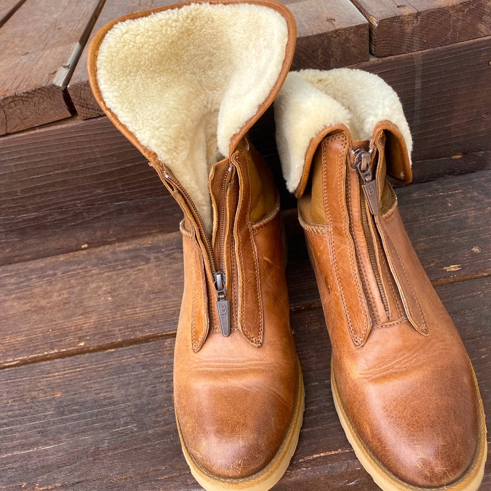 UGG Brown Winter Boots with Cream Lining